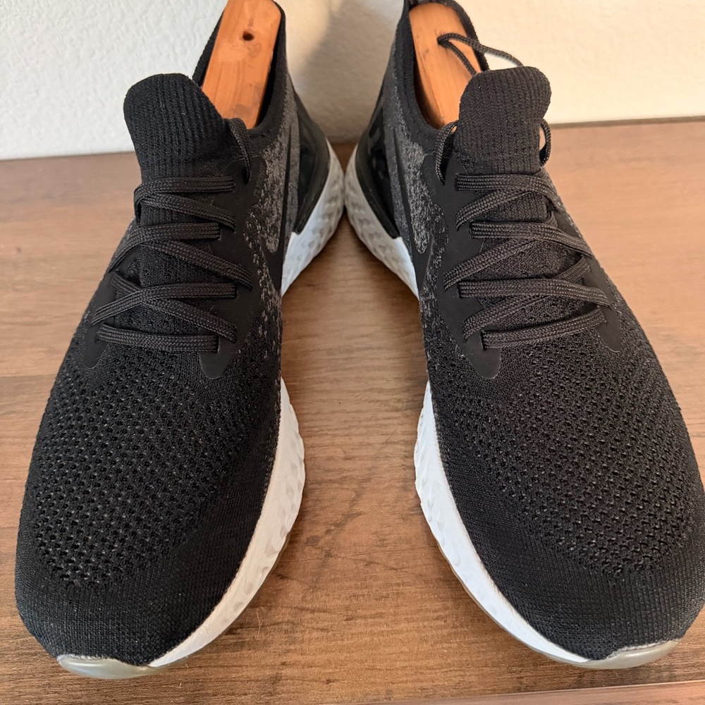 Nike Epic React Flynit - Picture 4 of 10